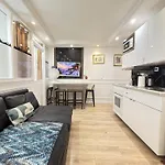 65-french Cancan St Denis Apartamento